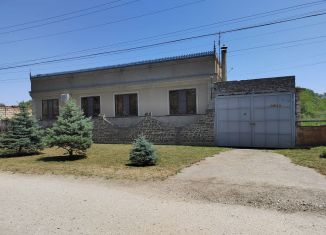 Продаю дом, 120 м2, станица Александровская, улица Кирова, 15