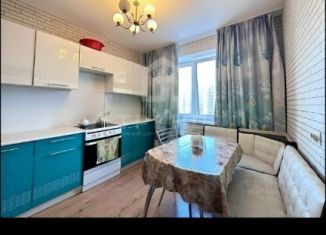 Продажа двухкомнатной квартиры, 62.5 м2, Санкт-Петербург, Советский проспект, 16, метро Рыбацкое