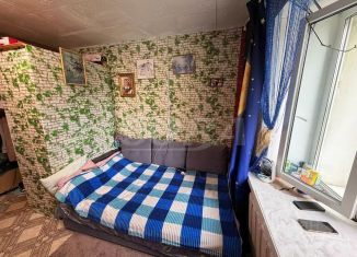 Продаю комнату, 13 м2, Тюменская область, 8-й микрорайон, 1