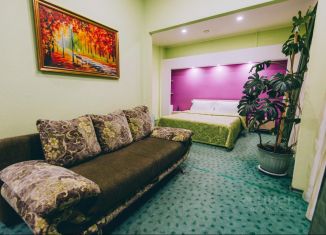 Сдаю в аренду комнату, 30 м2, Барнаул, улица Профинтерна, 4