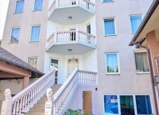 Сдается в аренду комната, 10 м2, Сочи, улица Богдана Хмельницкого, 53А