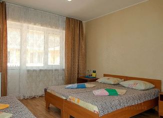 Сдаю в аренду комнату, 18 м2, село Уютное, Софиевская улица, 2