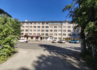 Продам комнату, 68 м2, Брянск, улица Молодой Гвардии, 20