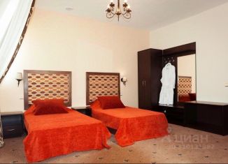 Сдается в аренду комната, 20 м2, Чебоксары, улица Карла Маркса, 58