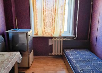 Продаю комнату, 10 м2, Иркутская область, 6-й микрорайон, 14