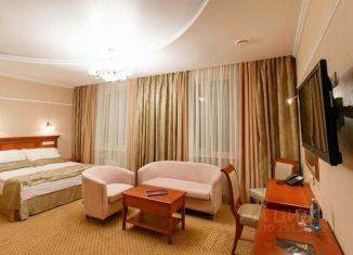 Сдается в аренду комната, 36 м2, Воронеж, улица Пятницкого, 65А, Центральный район