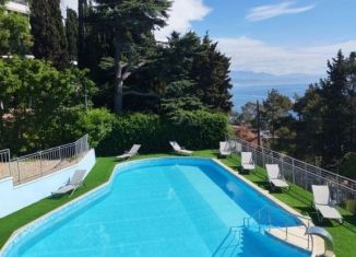 Сдам в аренду комнату, 10 м2, Крым