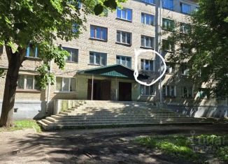 Продажа комнаты, 13.7 м2, Орловская область, 1-й микрорайон, 10
