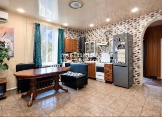 Продам дом, 150 м2, поселок городского типа Афипский, улица Суворова, 122А