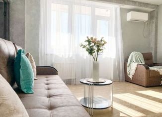 Сдается в аренду 2-ком. квартира, 52 м2, Севастополь, улица Хрусталёва, 167Б