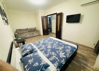 Однокомнатная квартира в аренду, 32 м2, Волгоград, улица Маршала Ерёменко, 25