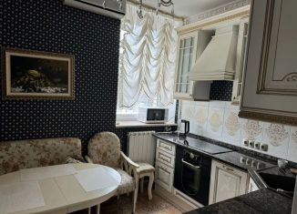 Сдаю 3-комнатную квартиру, 70 м2, Москва, улица Гвоздева, 7/4с1, метро Пролетарская
