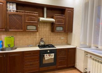 Продается двухкомнатная квартира, 63.7 м2, Самарская область, проспект Кирова, 46