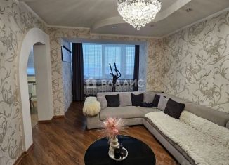 Продается 3-ком. квартира, 105.4 м2, Белгород, улица Апанасенко, 97