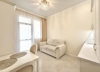 Продаю 1-ком. квартиру, 48.3 м2, Ставрополь, Партизанская улица, 2Б