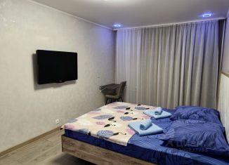 1-комнатная квартира в аренду, 40 м2, Норильск, площадь Металлургов, 8