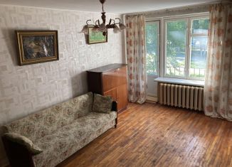 Продаю двухкомнатную квартиру, 45.2 м2, Ленинградская область, город Тельмана, 12