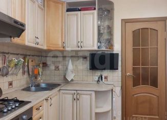Трехкомнатная квартира на продажу, 61 м2, Белгород, улица Победы, 69