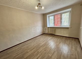 Продаю комнату, 13.7 м2, Стерлитамак, улица Химиков, 24