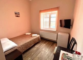 Сдача в аренду комнаты, 15 м2, Будённовск, 8-й микрорайон, 40