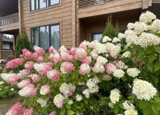 Продаю дом, 220.1 м2, Ленинградская область