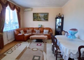 Продается дом, 210 м2, Батайск, улица Максима Горького, 357