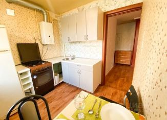 Сдаю 1-ком. квартиру, 33 м2, Уфа, улица Антонова, 4, Советский район