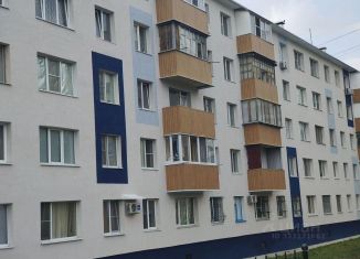 Продажа 1-ком. квартиры, 30 м2, Старый Оскол, микрорайон Молодогвардеец, 11