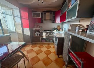 Трехкомнатная квартира на продажу, 63.8 м2, Белгород, бульвар Юности, 39