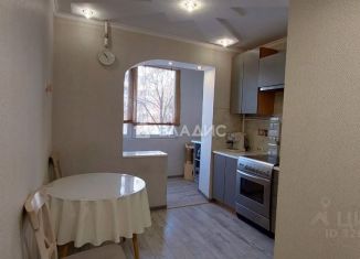 Продаю 3-ком. квартиру, 68 м2, Калининградская область, улица Богдана Хмельницкого, 28