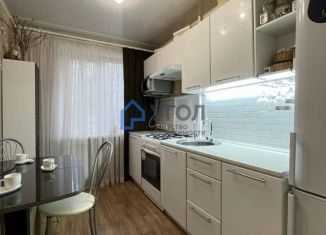 Продается трехкомнатная квартира, 61 м2, Самара, метро Безымянка, Черемшанская улица, 248